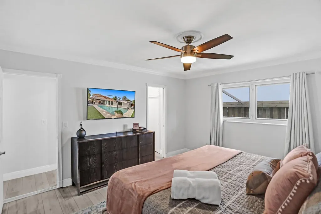 470 SE 4th Court Pompano Beach FL 33060