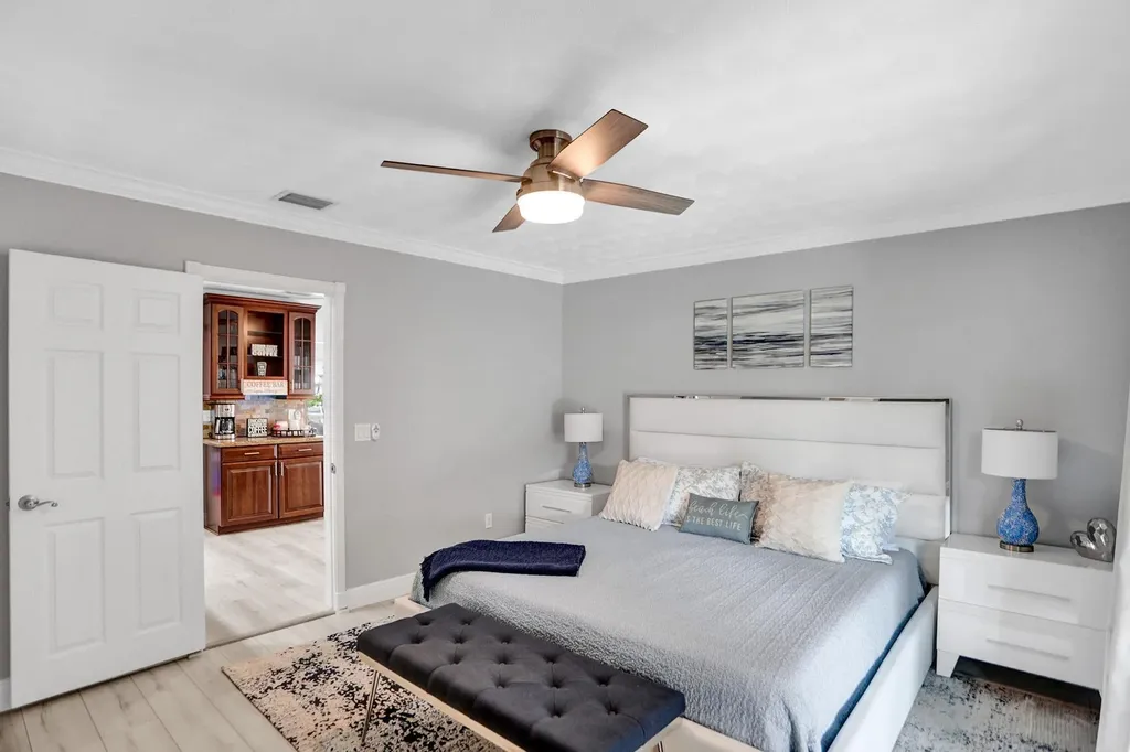 470 SE 4th Court Pompano Beach FL 33060