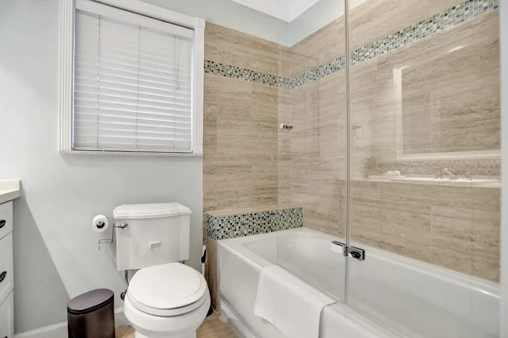 470 SE 4th Court Pompano Beach FL 33060
