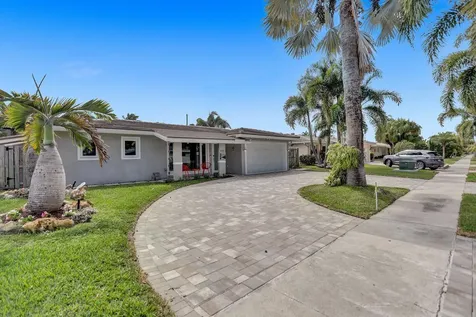 470 SE 4th Court Pompano Beach FL 33060