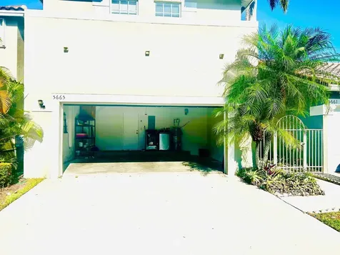 5665 NW 117th Avenue Coral Springs FL 33076