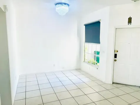 5665 NW 117th Avenue Coral Springs FL 33076