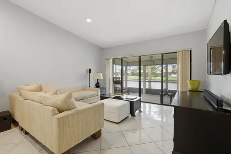 6375 W Pinehurst Circle Tamarac FL 33321