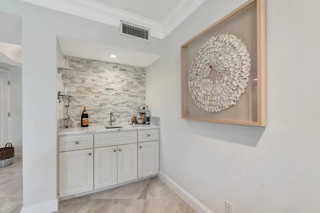 5279 S Fountains Drive S Lake Worth FL 33467