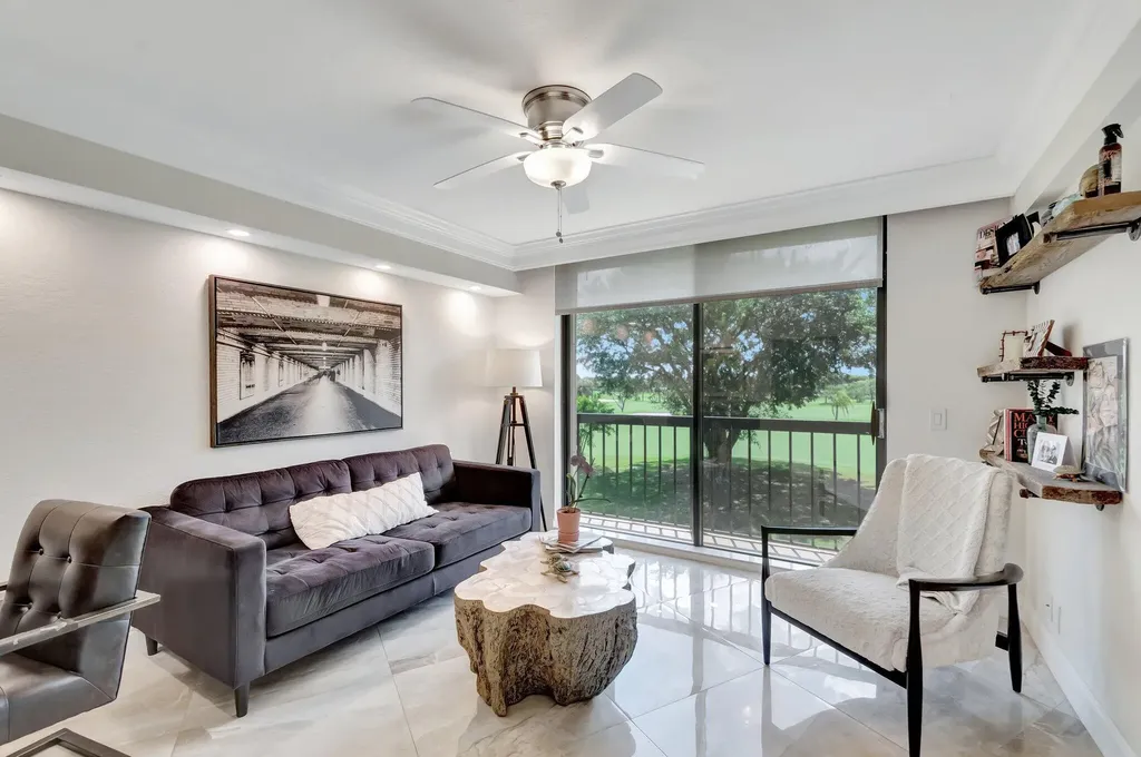 5279 S Fountains Drive S Lake Worth FL 33467