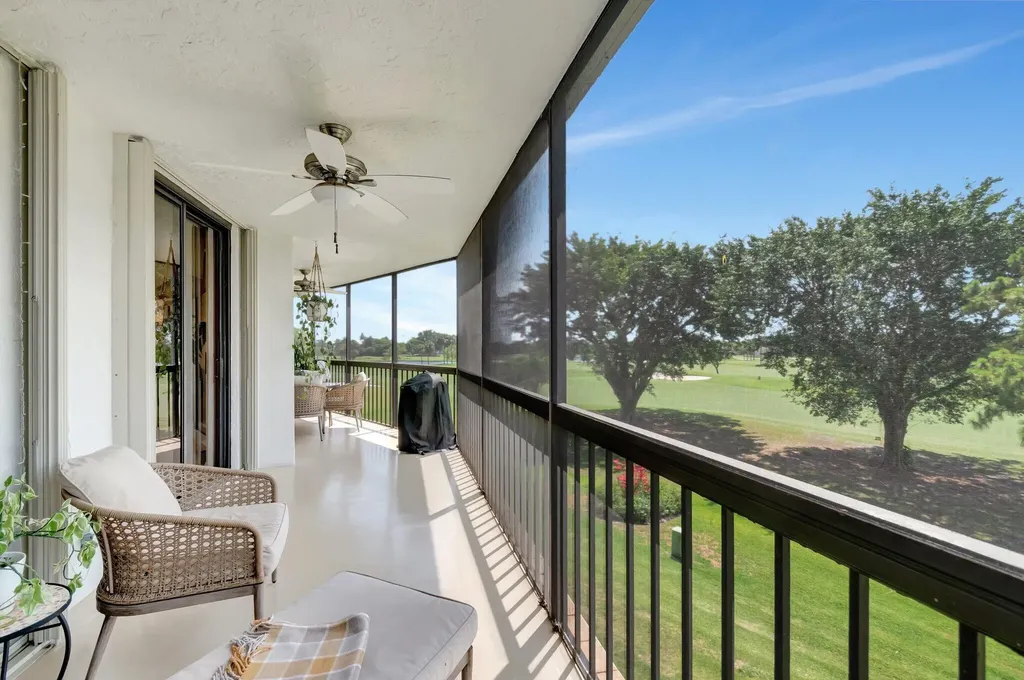 5279 S Fountains Drive S Lake Worth FL 33467