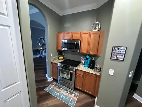 942 NW Leonardo Circle Port St Lucie FL 34986