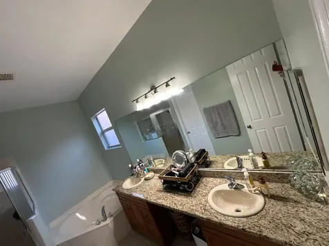 942 NW Leonardo Circle Port St Lucie FL 34986