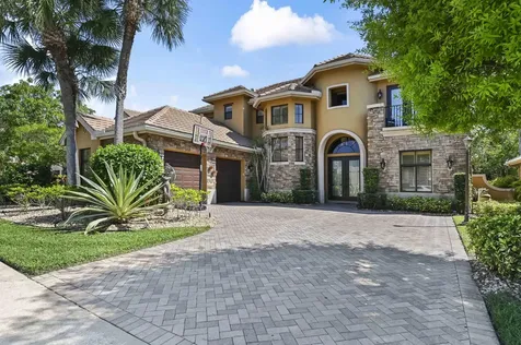 10376 Trianon Place Wellington FL 33449