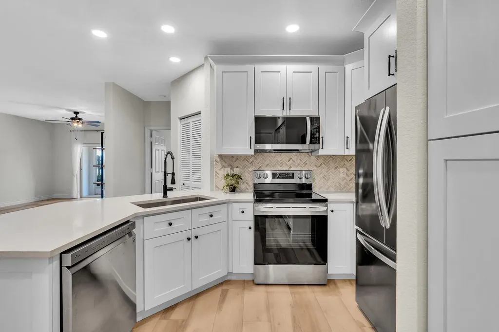 4709 SW 13th Court Deerfield Beach FL 33442