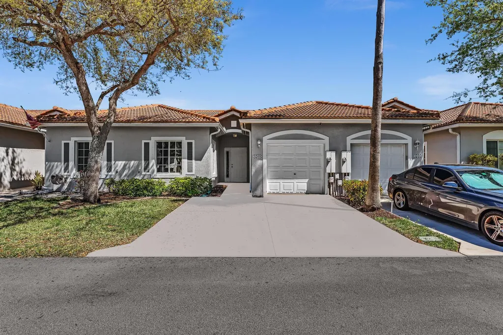 4709 SW 13th Court Deerfield Beach FL 33442