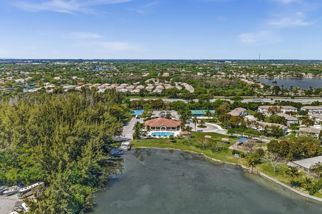 4709 SW 13th Court Deerfield Beach FL 33442