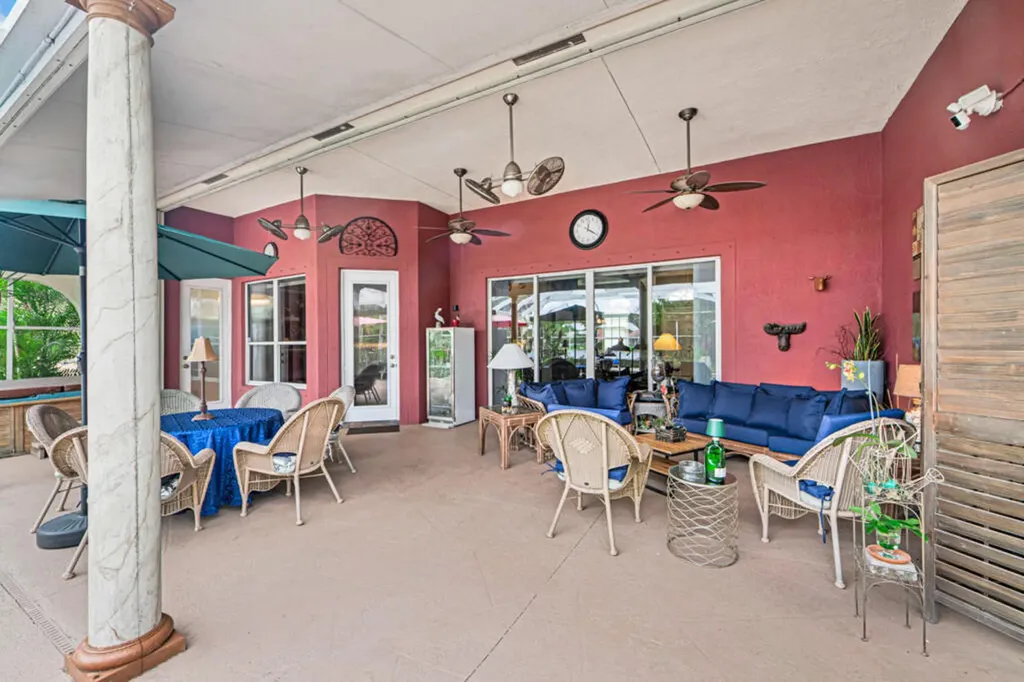 9433 Lantern Bay Circle West Palm Beach FL 33411