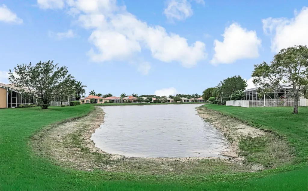 9433 Lantern Bay Circle West Palm Beach FL 33411