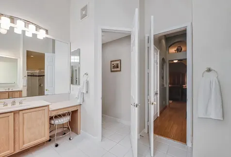 9433 Lantern Bay Circle West Palm Beach FL 33411