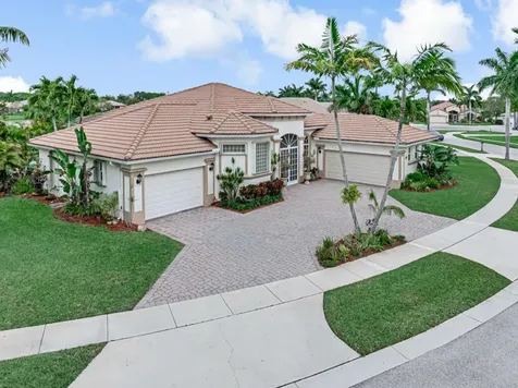 9433 Lantern Bay Circle West Palm Beach FL 33411
