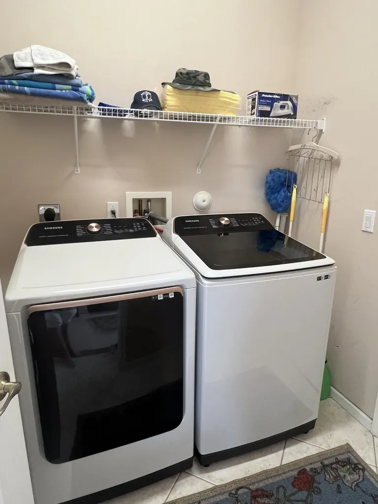 4552 N San Andros West Palm Beach FL 33411