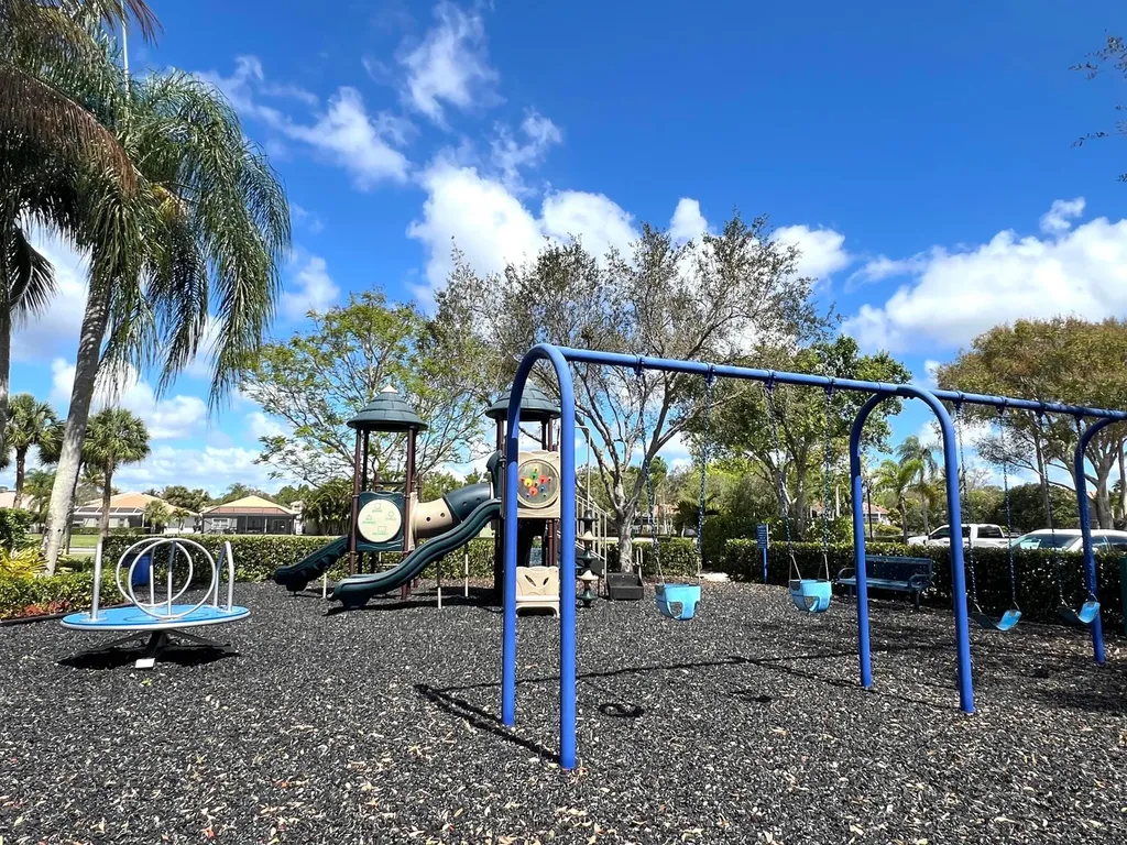 4552 N San Andros West Palm Beach FL 33411