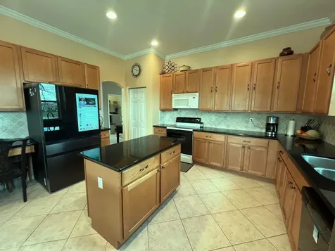 4552 N San Andros West Palm Beach FL 33411