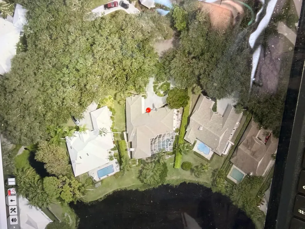 18096 SE Heritage Drive Tequesta FL 33469