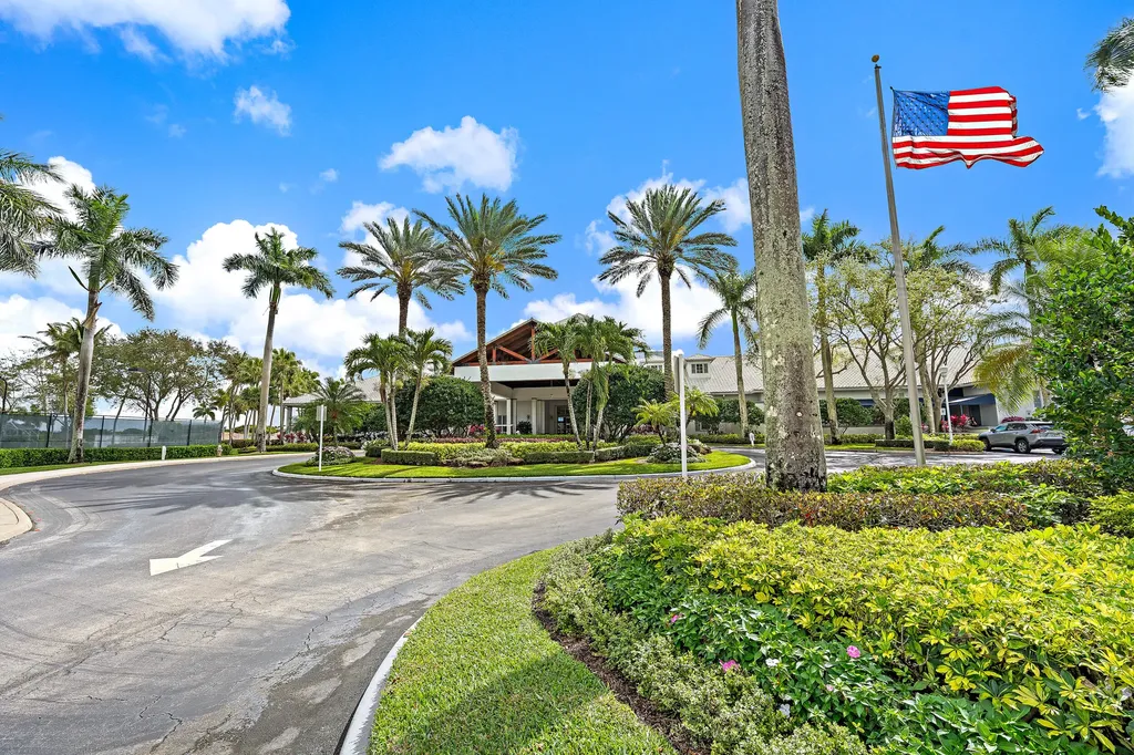 9531 Lantern Bay Circle West Palm Beach FL 33411