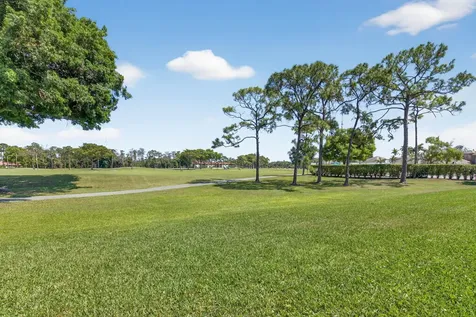 21656 Juego Circle Boca Raton FL 33433