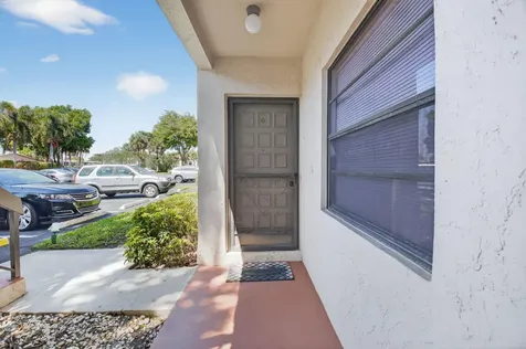 21656 Juego Circle Boca Raton FL 33433