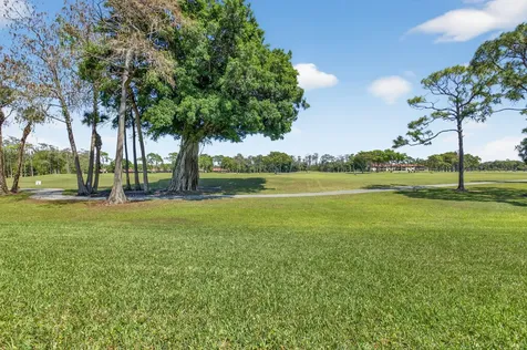 21656 Juego Circle Boca Raton FL 33433