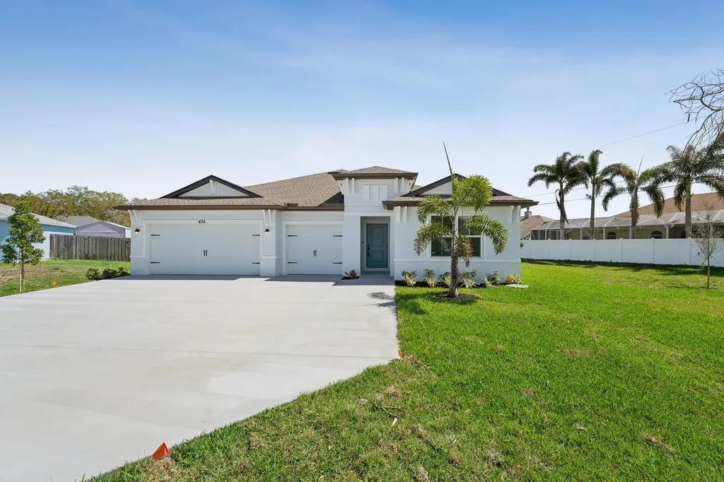434 SW Narco Court Port St Lucie FL 34953