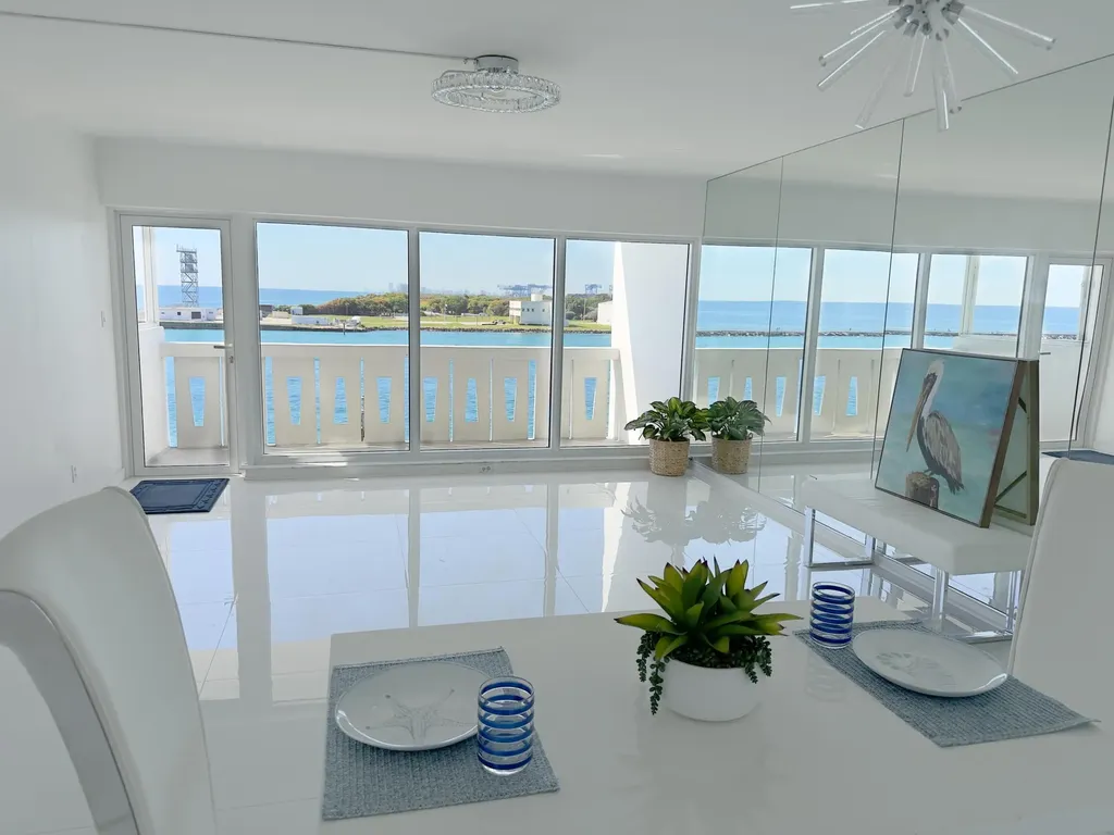 2100 S Ocean Drive Fort Lauderdale FL 33316