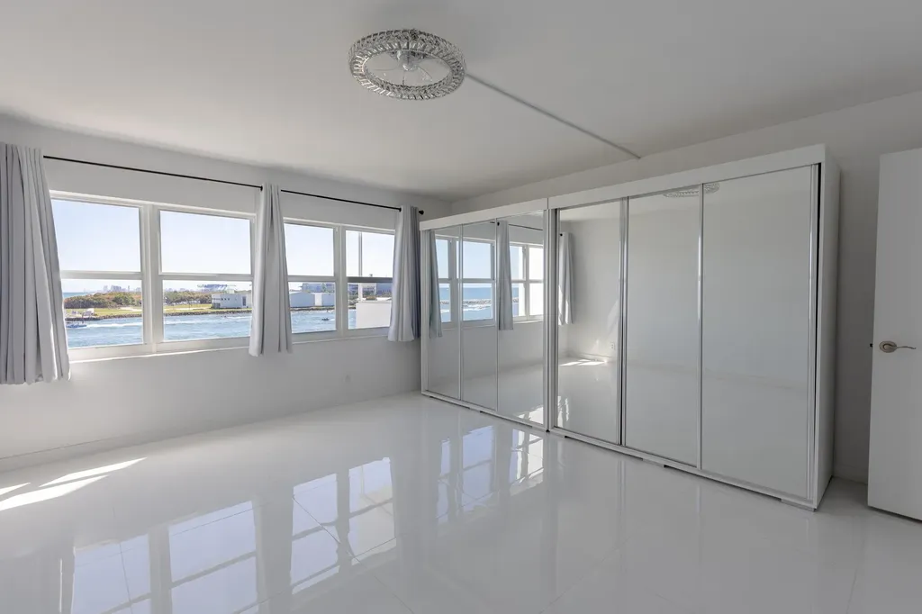 2100 S Ocean Drive Fort Lauderdale FL 33316