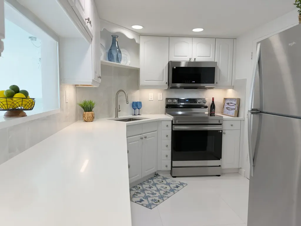 2100 S Ocean Drive Fort Lauderdale FL 33316