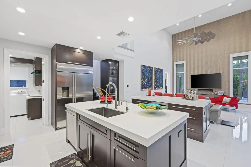 10110 Sweet Bay Street Plantation FL 33324