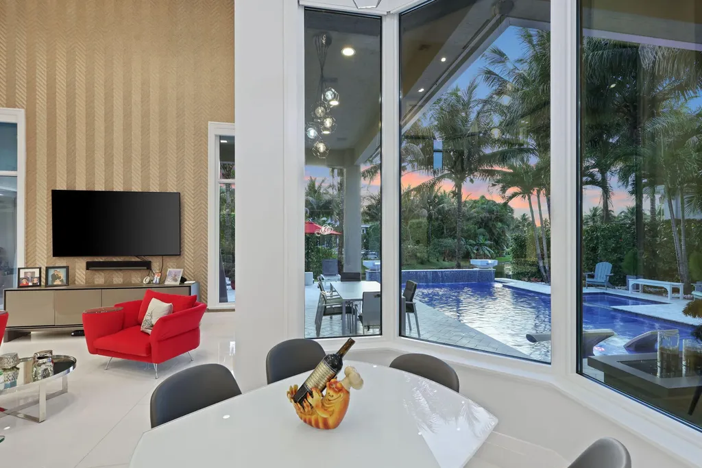 10110 Sweet Bay Street Plantation FL 33324