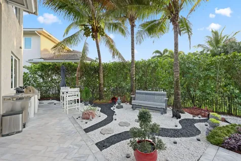 10110 Sweet Bay Street Plantation FL 33324