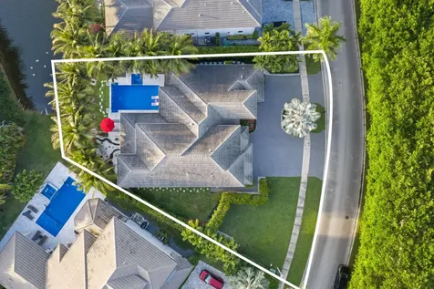 10110 Sweet Bay Street Plantation FL 33324
