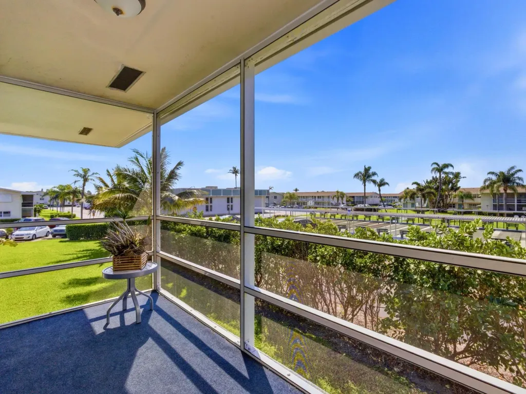 480 Horizons W Boynton Beach FL 33435