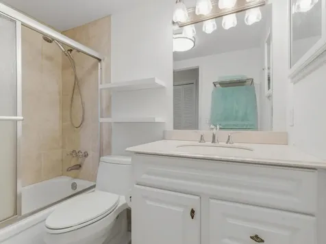 480 Horizons W Boynton Beach FL 33435