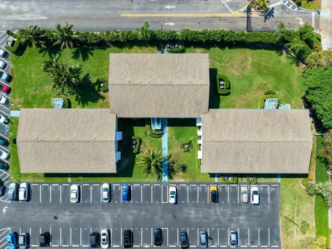 480 Horizons W Boynton Beach FL 33435