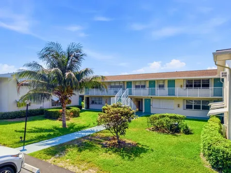 480 Horizons W Boynton Beach FL 33435