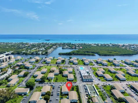 480 Horizons W Boynton Beach FL 33435