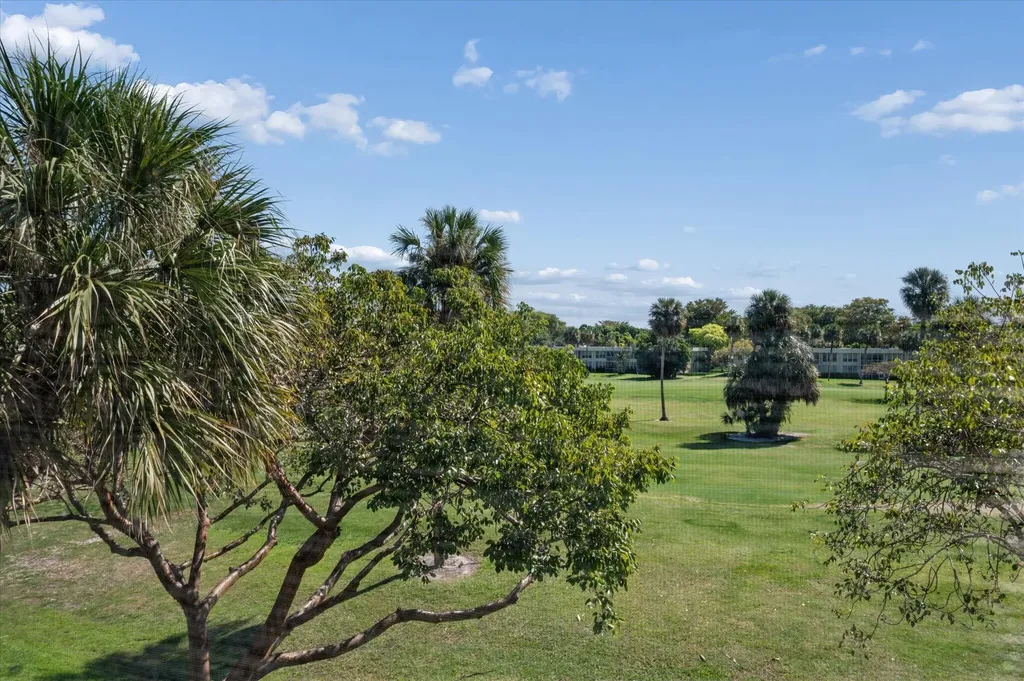 804 Cypress Grove Lane Pompano Beach FL 33069