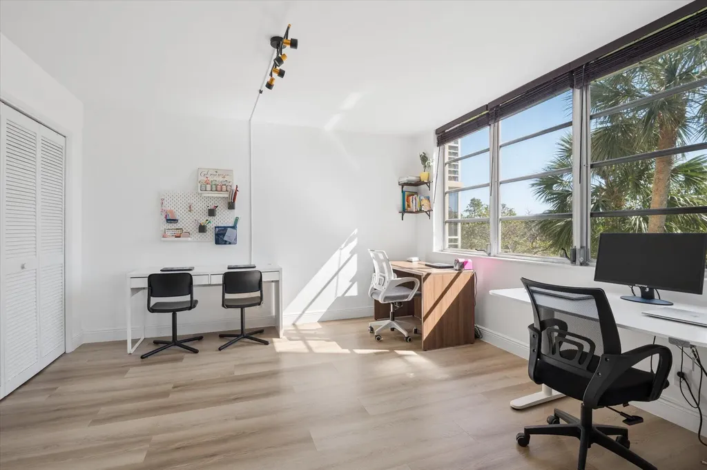 804 Cypress Grove Lane Pompano Beach FL 33069