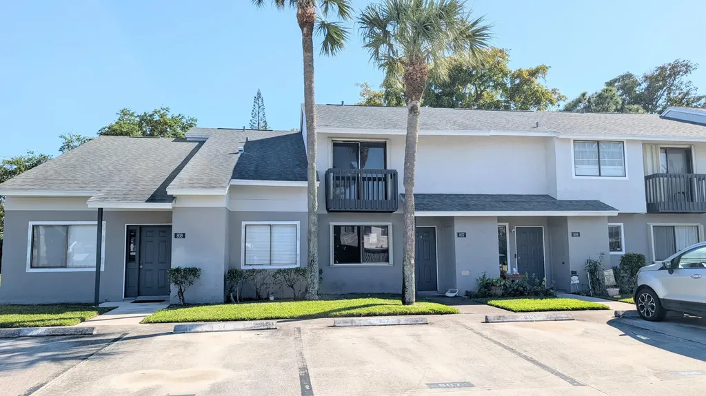 807 Riverside Drive Greenacres FL 33463