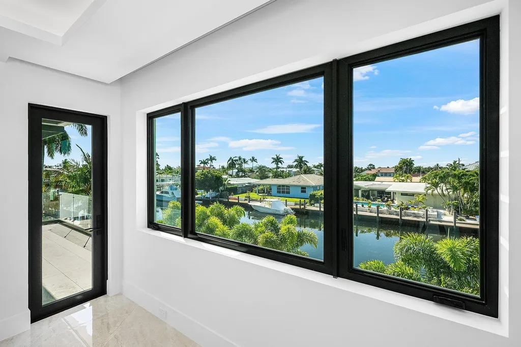 2650 NE 48th Court Lighthouse Point FL 33064