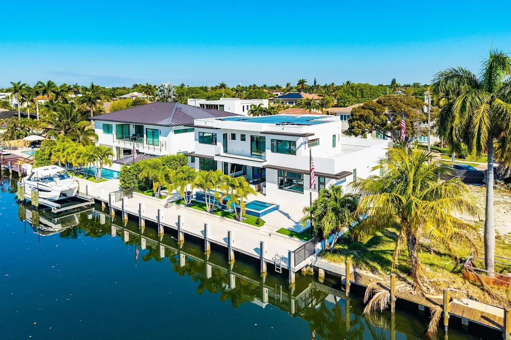 2650 NE 48th Court Lighthouse Point FL 33064