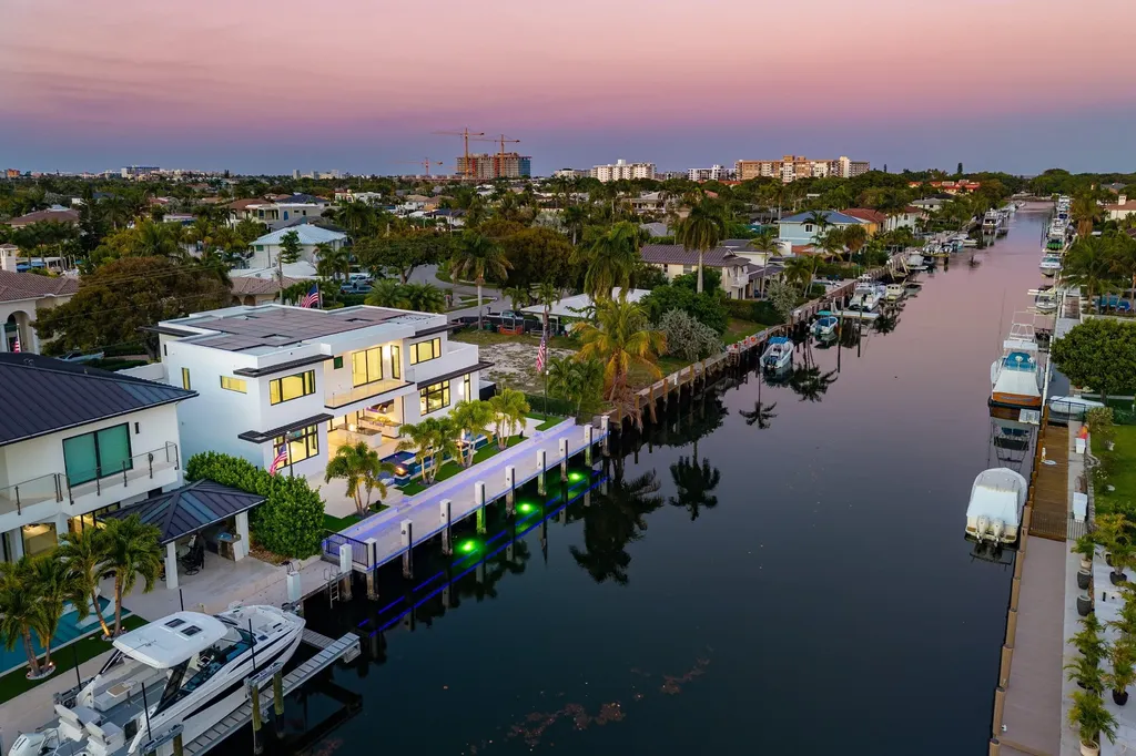 2650 NE 48th Court Lighthouse Point FL 33064