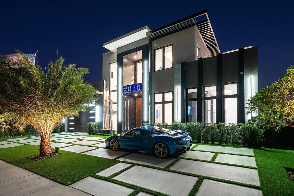 2650 NE 48th Court Lighthouse Point FL 33064