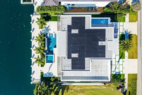 2650 NE 48th Court Lighthouse Point FL 33064