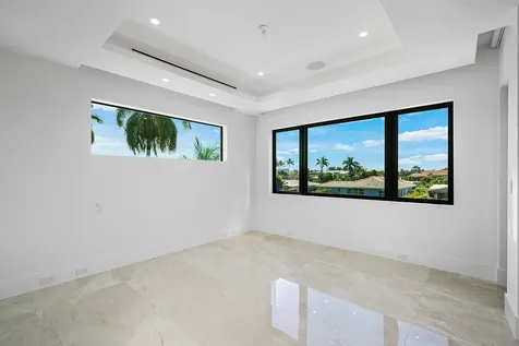 2650 NE 48th Court Lighthouse Point FL 33064